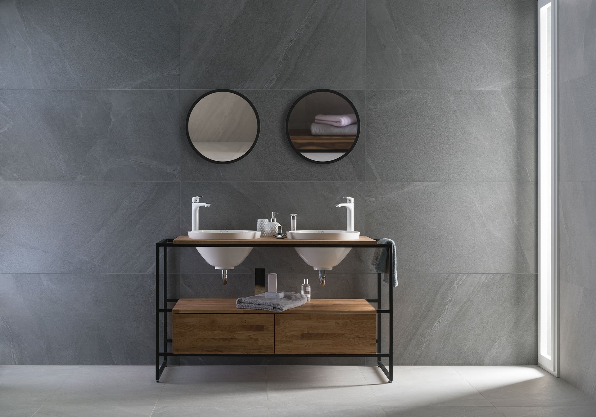 #Nowa Gala #Stonehenge #Obklady a dlažby #kámen #Minimalistický styl #šedá #Matná dlažba #Extra velký formát #Velký formát #1000 - 1500 Kč/m2 #500 - 700 Kč/m2 #700 - 1000 Kč/m2 #new #Koupelna 