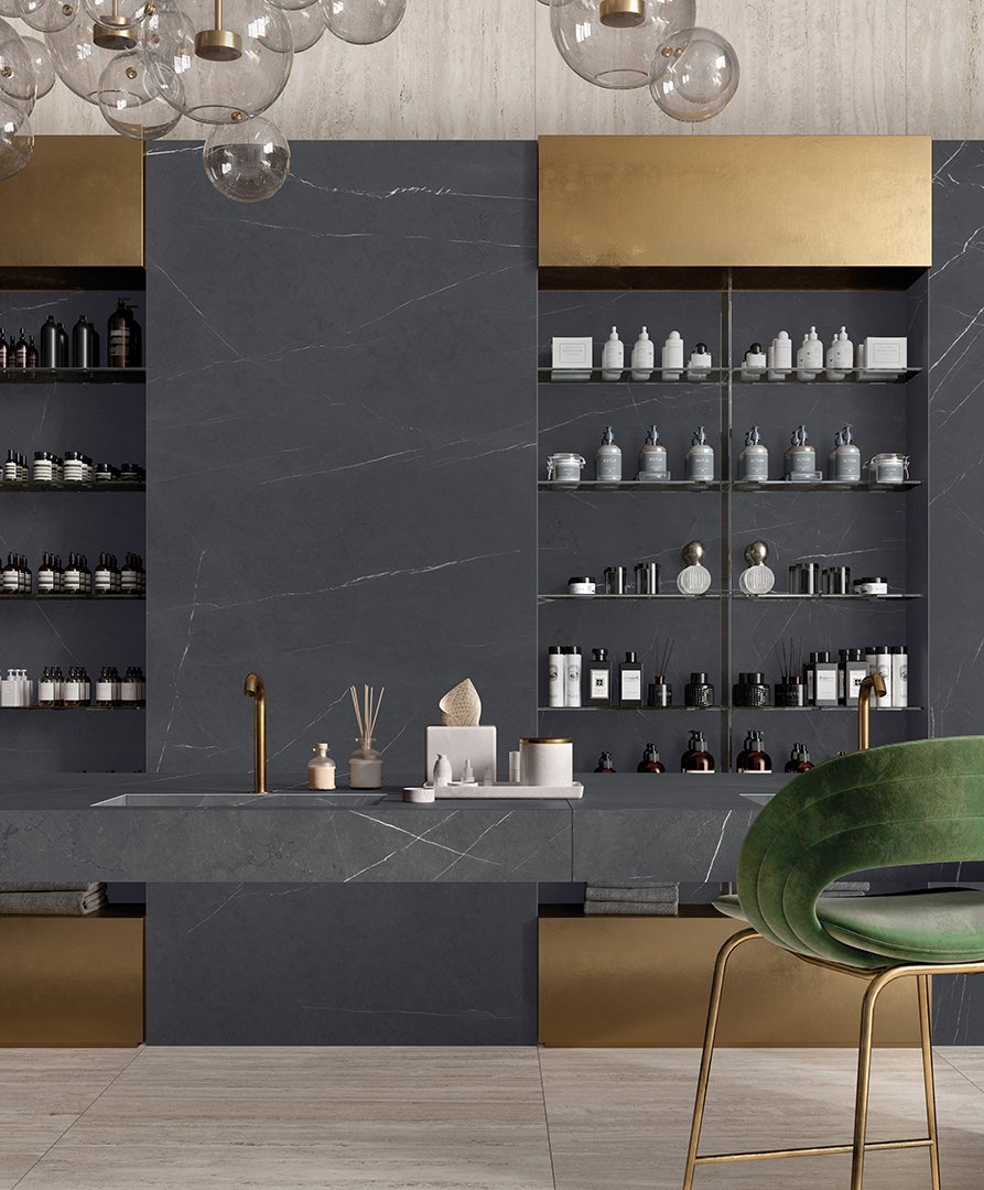 #Obytné prostory #kámen #mramor #Moderní styl #bílá #šedá #zelená #Extra velký formát #Velký formát #Lesklá dlažba #1500 a výše #Ceramic Design #Jolie