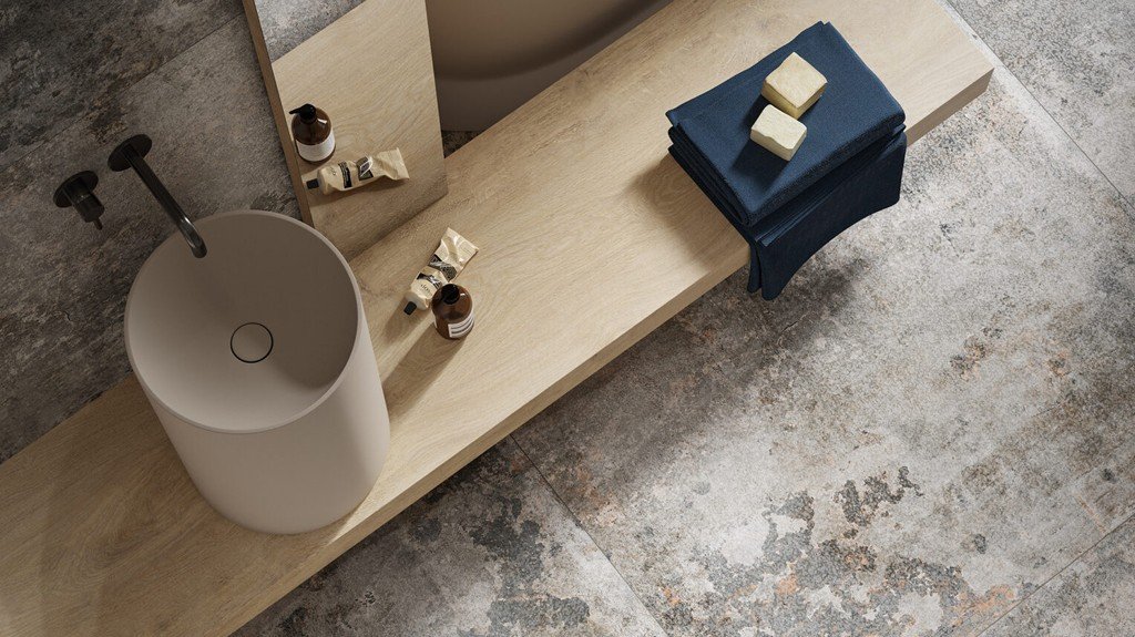 #Koupelna #Obytné prostory #kámen #Moderní styl #šedá #Lapovaná dlažba #1000 - 1500 Kč/m2 #700 - 1000 Kč/m2
