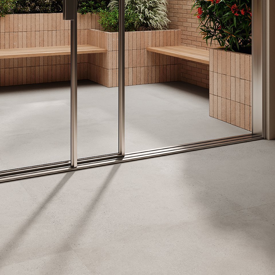 #Koupelna #Obchody a restaurace #Obytné prostory #Terasy a balkony #Venkovní dlažby 2 cm #beton #Moderní styl #béžová #šedá #Extra velký formát #Tloušťka 2 cm na terče #Velký formát #1500 a výše