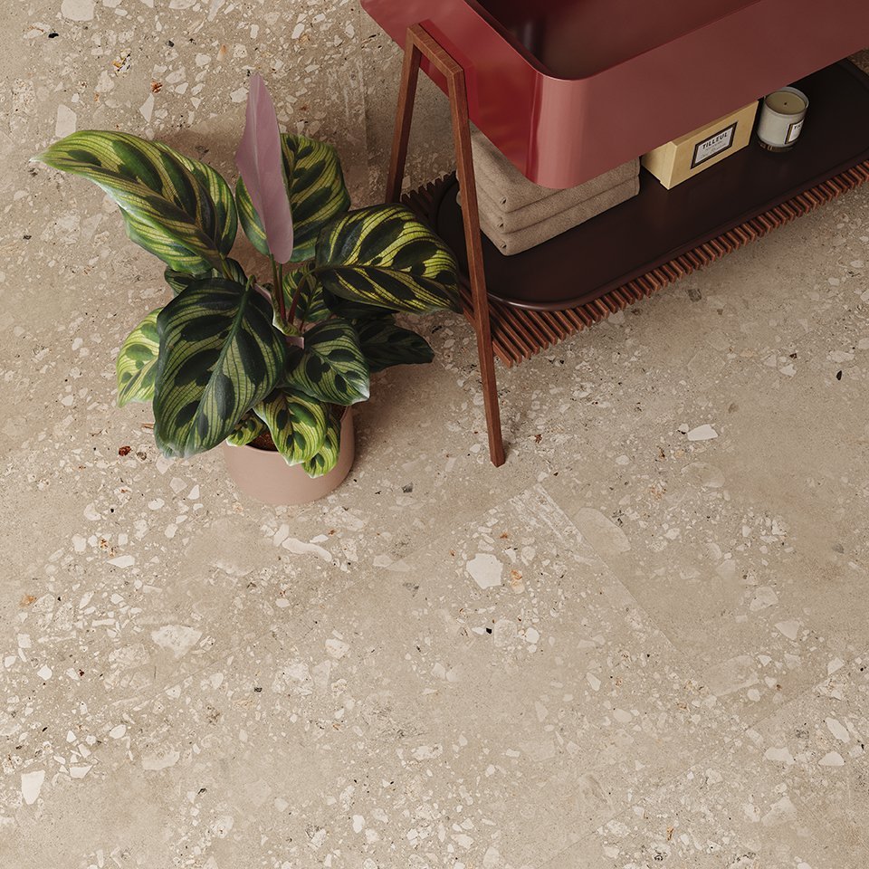 #Koupelna #Obchody a restaurace #Obytné prostory #Terasy a balkony #Venkovní dlažby 2 cm #beton #Moderní styl #béžová #šedá #Extra velký formát #Tloušťka 2 cm na terče #Velký formát #1500 a výše