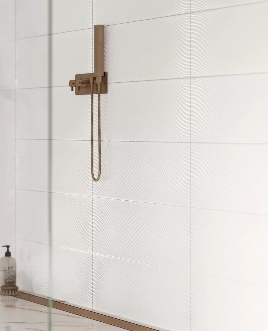 #Koupelna #terrazzo #Klasický styl #Moderní styl #bílá #růžová #Velký formát #Lesklý obklad #1000 - 1500 Kč/m2 #700 - 1000 Kč/m2 #Ceramica Bianca #Perla a Perla Pink