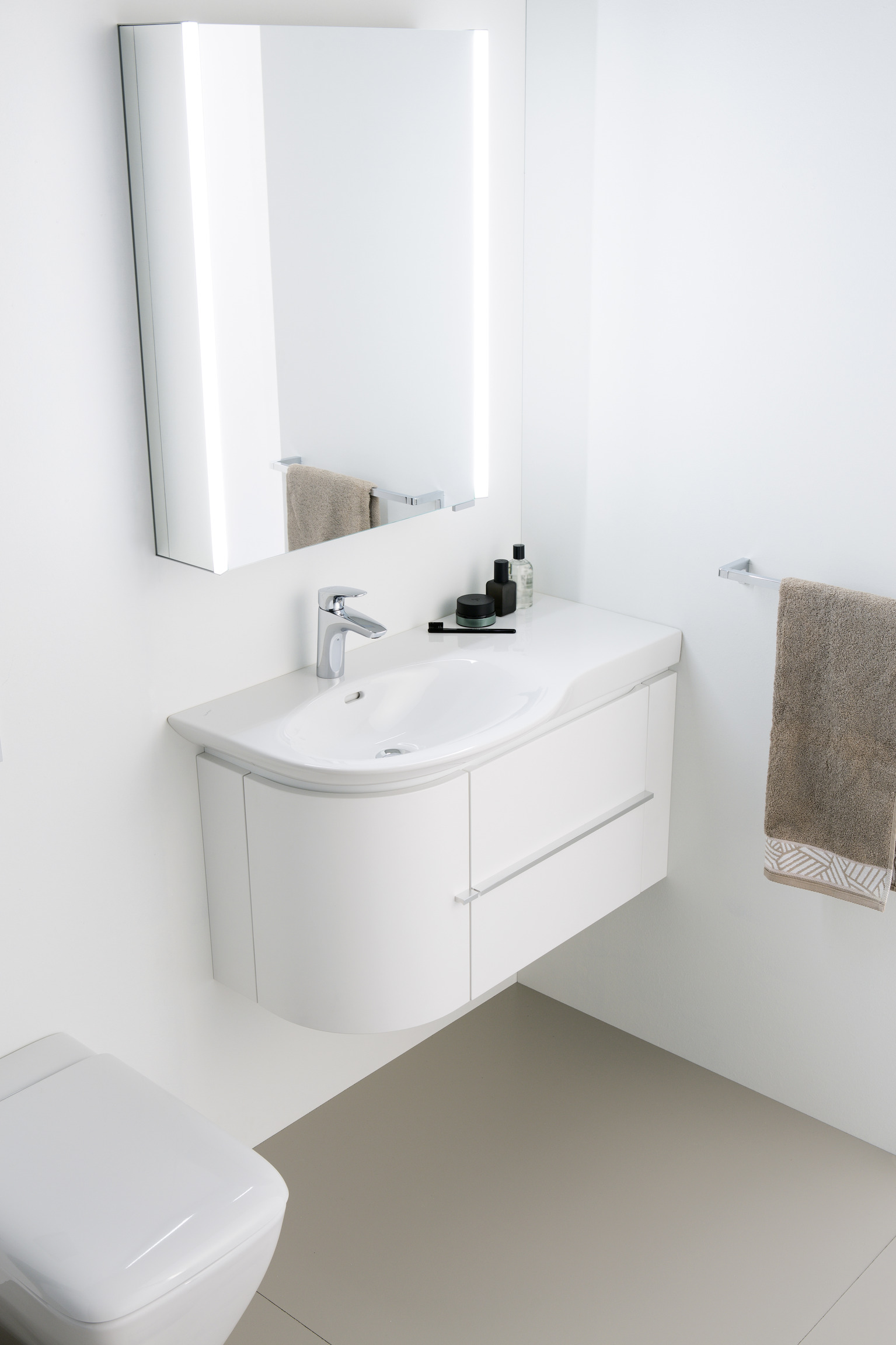 Palace - umyvadla,Palace - WC, bidety,Palace Case - nábytek