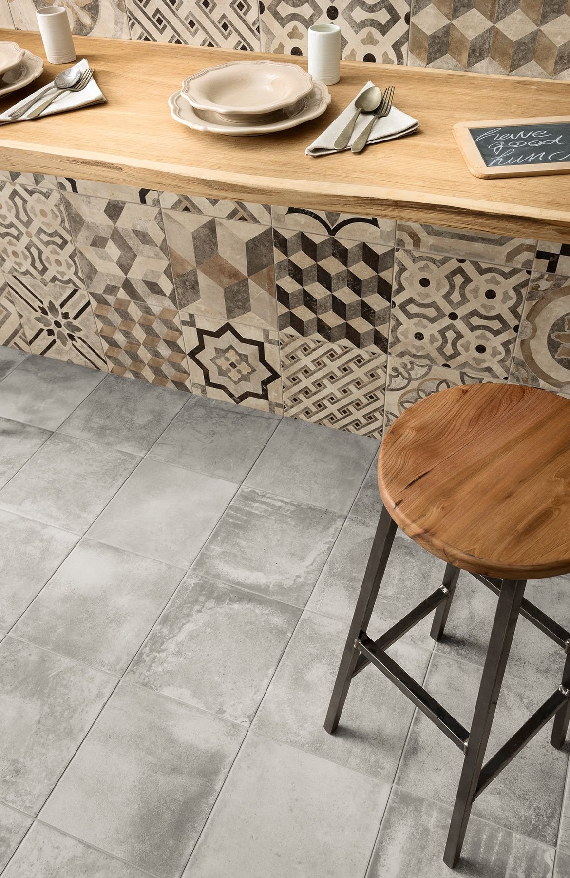 #NovaBell #Materia Grigio #Obklady a dlažby #Kuchyně #Patchwork #Rustikální styl #šedá #Matná dlažba #Malý formát #Střední formát #500 - 700 Kč/m2 #700 - 1000 Kč/m2 #new