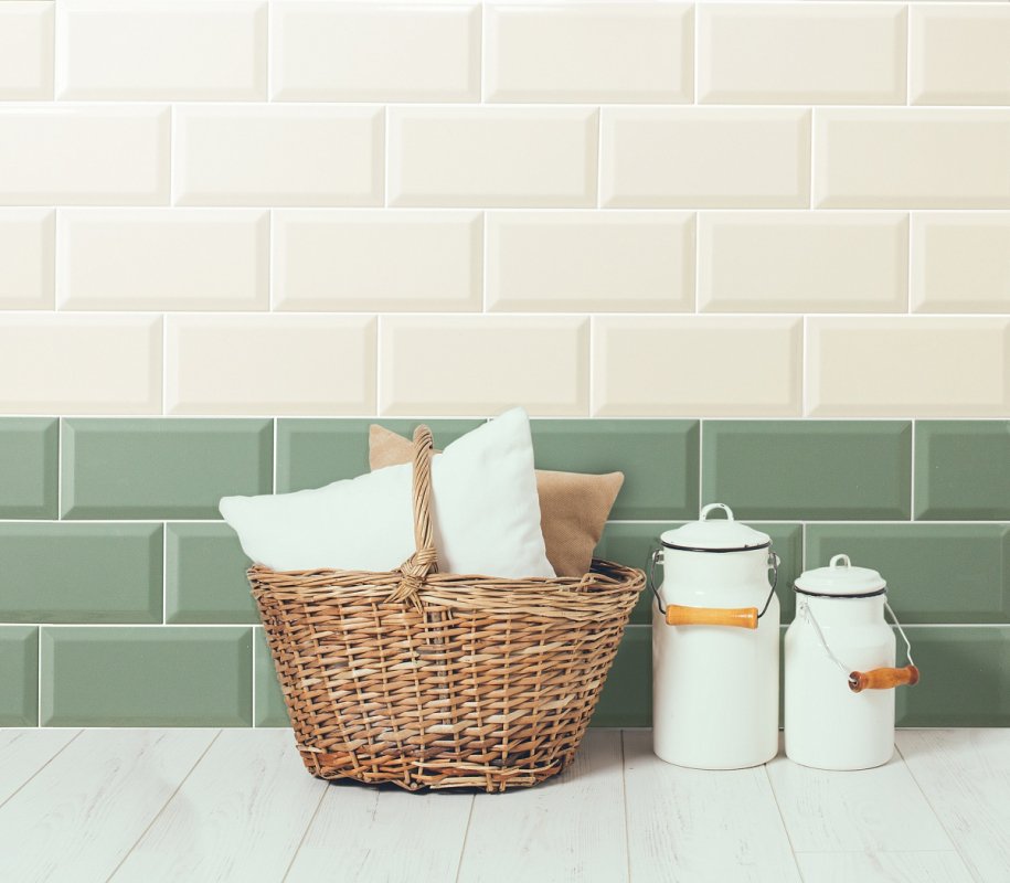 #Patriot #Retro Wall #Obklady a dlažby #Kuchyně #Metro #Retro #bílá #zelená #Lesklý obklad #Střední formát #500 - 700 Kč/m2 #700 - 1000 Kč/m2 #new 